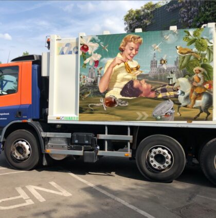 Kunst op afvalstoffenwagen